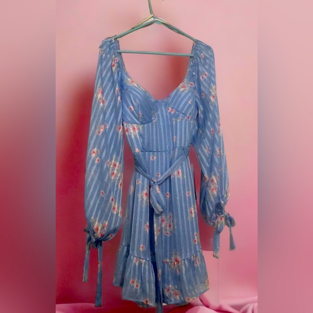 NWT Blue with floral Summer dress. Subtle metallic sheen. Size 11/12 Juniors